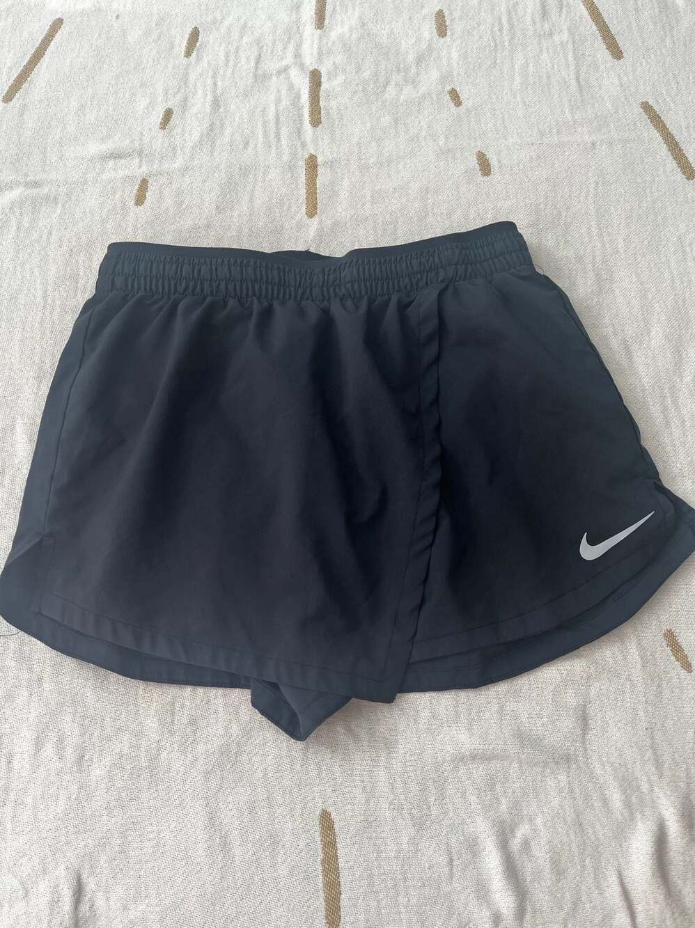 Nike Dri-FIT Women's Mid-Rise 2-in-1 Running Shorts